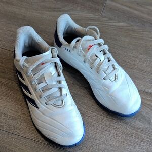 adidas Kids Indoor Soccer Shoes in White and Blue